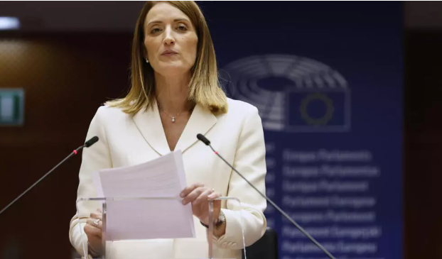 منح جائزة "ساخاروف" لحرية الفكر لصحافيين مسجونين